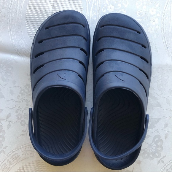 Rugged Shark Junior Boys Size 5 Navy Blue Rubber Clogs Sandals Slip On Slippers - Picture 9 of 16